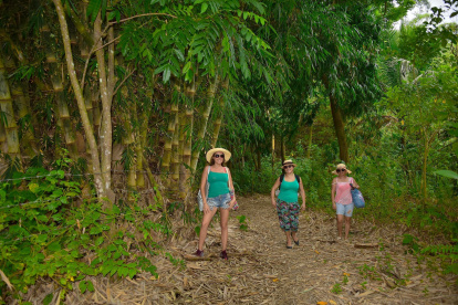 Turismo. El lugar es frecuentado por turistas nacionales y extranjeros.