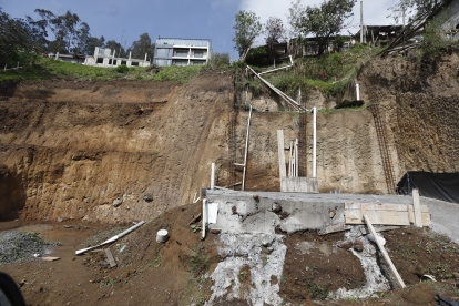 Colectivos y activistas señalan que en la zona del valle hay viviendas y nuevas construcciones que están afectando las áreas verdes del Ilaló.