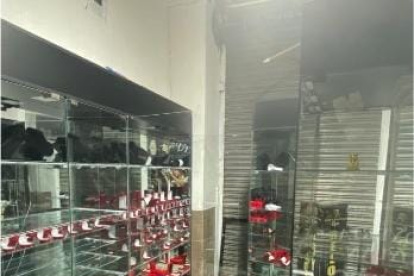 Estado en el que quedaron los locales comerciales después de los robos.