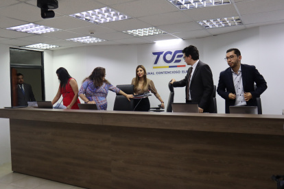 La jueza Ivonne Coloma presidente el Pleno del Tribunal Contencioso Electoral.