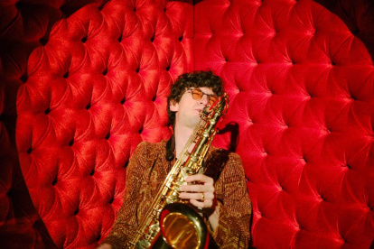 Duplat tiene 25 años.