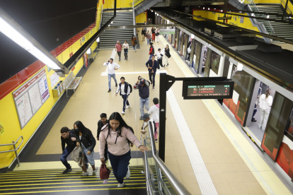 La ciudadanía está cada vez más familiarizada con el funcionamiento del servicio. En varios puntos de las estaciones hay material informativo para los usuarios.