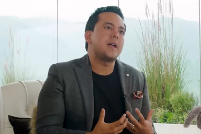 Molina tiene formación como abogado y estratega de Comunicación y Manejo de Crisis.