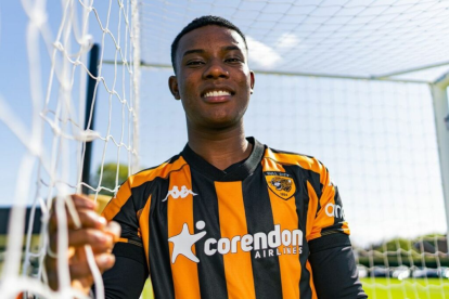 Óscar Zambrano llegó a Hull City de la Championship (segunda división de Inglaterra) a finales de junio de 2024