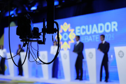 La consejera Elena Nájera ha denunciado el rol de un notario en los debates presidenciales.