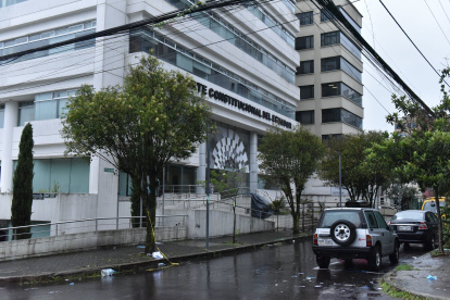 La Corte Constitucional debe renovarse por periodos.