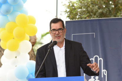 Eduardo Peña, presidente del Consejo Directivo del Instituto Ecuatoriano de Seguridad Social (IESS), defiende la transparencia del proceso de compra de insulina.