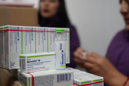 En 2023, el Ministerio de Salud Pública adquirió 795.661 dosis a $ 2,93 cada una. El IESS prevé pagar $ 20,79 por dosis.