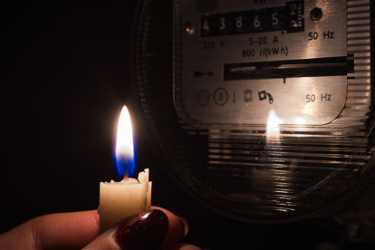 Los apagones en Ecuador vuelven a incrementarse en su duración.