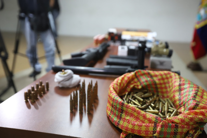 Militar tenía armamento ilegal en su poder.