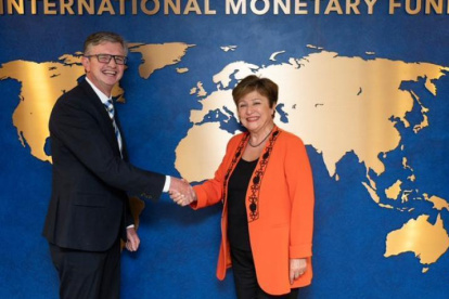 El ministro de Economía y Finanzas, Juan Carlos Vega, en una reunión pasada con la directora del FMI, Kristalina Georgieva.