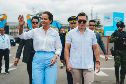 La prefecta del Guayas encabezó el evento donde participó el presidente Noboa.