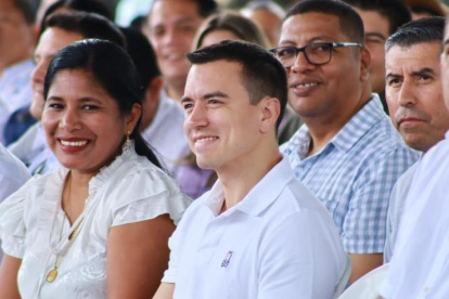 El Gobierno Nacional, liderado por Daniel Noboa, ha suspendido por 150 días a la vicepresidente Verónica Abad.