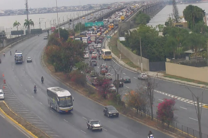 Tráfico tras el siniestro de tránsito.