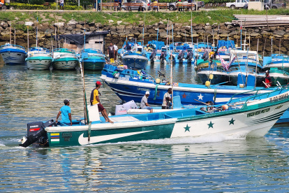 Varios dirigentes del sector pesquero en Esmeraldas asegura que antes había 1.000 naves.