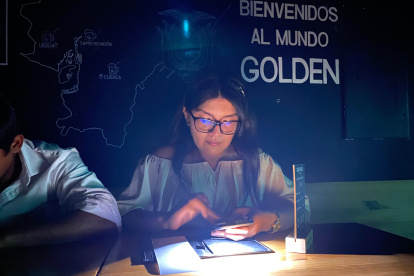 Los cortes de luz mantienen a oscuras a Guayaquil por varias horas al días.