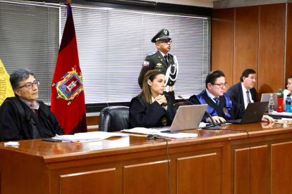 Con la presencia del fiscal general (s), Wilson Toainga, se instala el decimonoveno día de juicio.