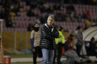 Marcelo Zuleta, entrenador de El Nacional, dio detalles de la crisis que viven en el club.