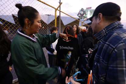 Fanáticos de The Smashing Pumpkins llegan al Coliseo Rumiñahui.