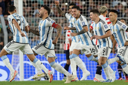 Por la fecha 3 de las eliminatorias, Argentina se impuso 1-0 a Paraguay con gol de Nicolás Otamendi.