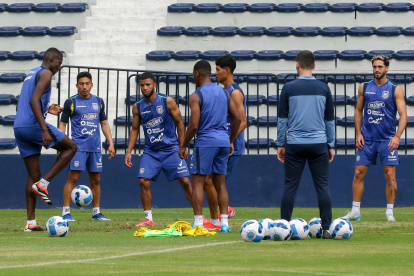 La Tricolor quedó lista para el juego ante Bolivia en el estadio Monumental.