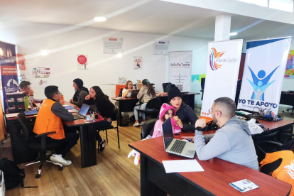 Asesoría. Aunque el trámite es virtual, debido a la complejidad de obtener los papeles requeridos por Ecuador, se han dado acompañamientos.