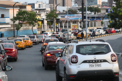 Alrededor de las 18:30, este era el panorama en la avenida de Las Américas.