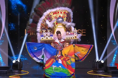 Mara Topic lució su traje típico en la noche preliminar de Miss Universo.