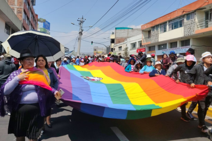 La marcha recorrió las principales calles de Latacunga.