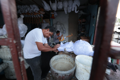 La falta de clientes es evidente hoy en la tradicional calle.