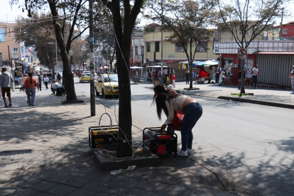 Los cortes de luz han afectado la cotidianidad de los ecuatorianos.