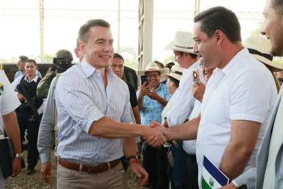 Daniel Noboa dijo que los incendios forestales en Cuenca y Loja son provocados y los calificó como "terrorismo ambiental".