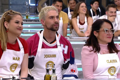 Mar Rendón, Johann Vera y Claudia Camposano, en el primer episodio de MasterChef Celebrity Ecuador 2.