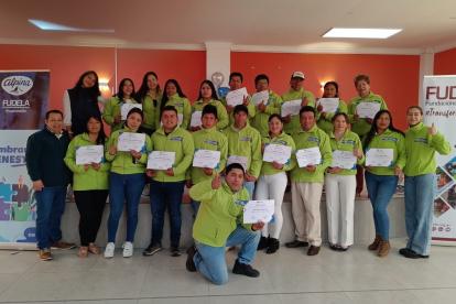 Acto. El equipo recibió técnicas de bienestar familiar.