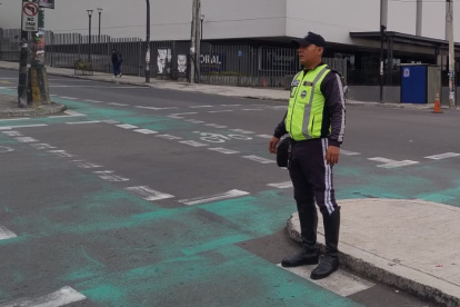 La AMT informó que ocho cierres viales se establecieron en el centro de Quito por las movilizaciones.