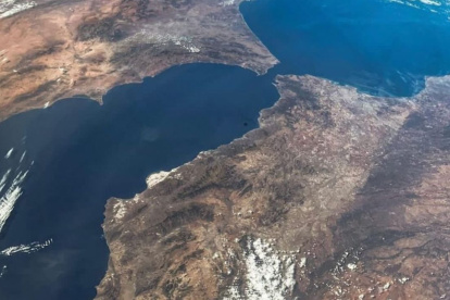 "Mar de plástico" visto desde el espacio.