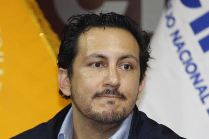 Enrique Gómez es el candidato de Suma a la Presidencia.