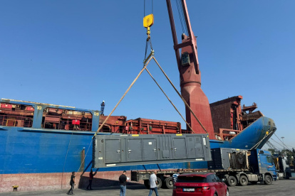 Terminal. Está por llegar a Guayaquil el motor, generador y otras piezas necesarias para la central de Esmeraldas.