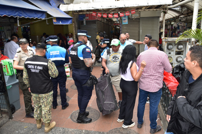 Agentes de Segura y demás instituciones iniciaron una campaña de concientización.