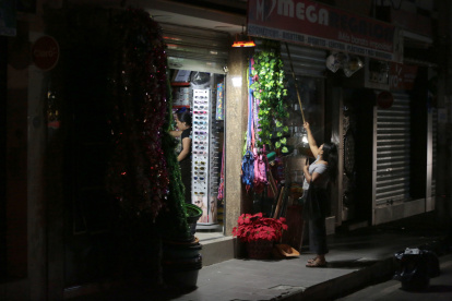 Los comercios prefieren cerrar temprano ante los actos delictivos de las últimas semanas