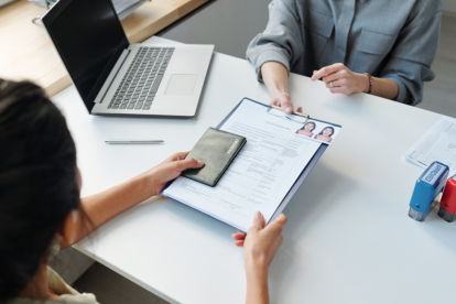 Existen varias empresas interesadas en contratar nuevo personal.