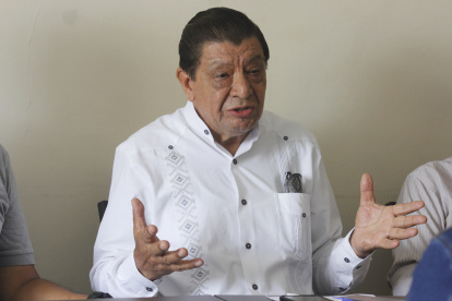 Hernán Coloma es el representante del Frente Único de Organizaciones Sociales de Comerciantes Minoristas de la Bahía, creado en 1993 para organizar la zona comercial.