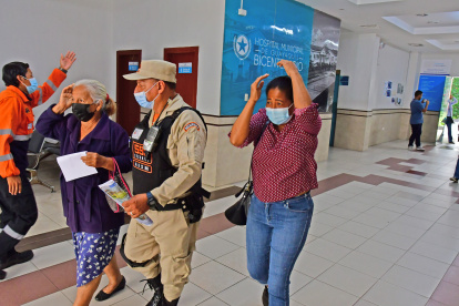 El ejercicio inició a las 10:30 en varios puntos de Guayaquil.