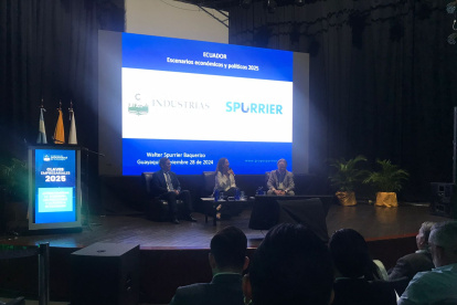 Empresarios analizan los retos a enfrentar en 2025.