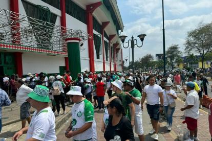 Los manabitas buscan romper el invicto de los esmeraldeños en semifinal de infarto.