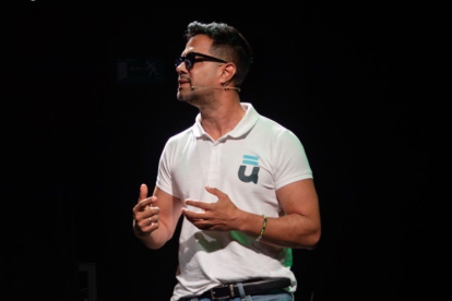 Harold Correa, fundador de Ikualo, una entidad financiera con énfasis en migrantes.