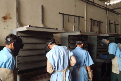 Deterioro. Los alumnos de estas instituciones, por lo general, realizan sus prácticas en talleres oxidados y tecnológicamente desactualizados.