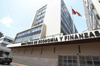 El Ministerio de Economía se encarga de realizar el presupuesto.