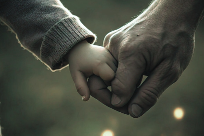 Tanto en el ámbito rural como el urbano este fenómeno está normalizado. La idea de la mujer como esposa y madre atraviesa las prácticas culturales en el país.