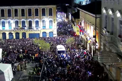 Aforo. El concierto realizado en la Plaza de San Francisco no cumplió con el aforo permitido se registraron desmanes y riñas